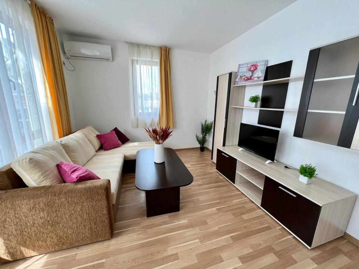 Dkapartments Diamond Bay Сонячний Берег Екстер'єр фото